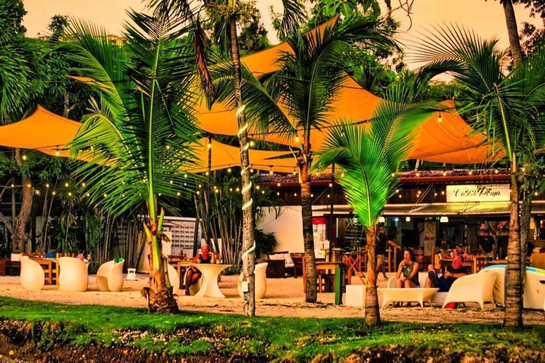 Cafe De Playa Beach Front Hotel 科克 外观 照片
