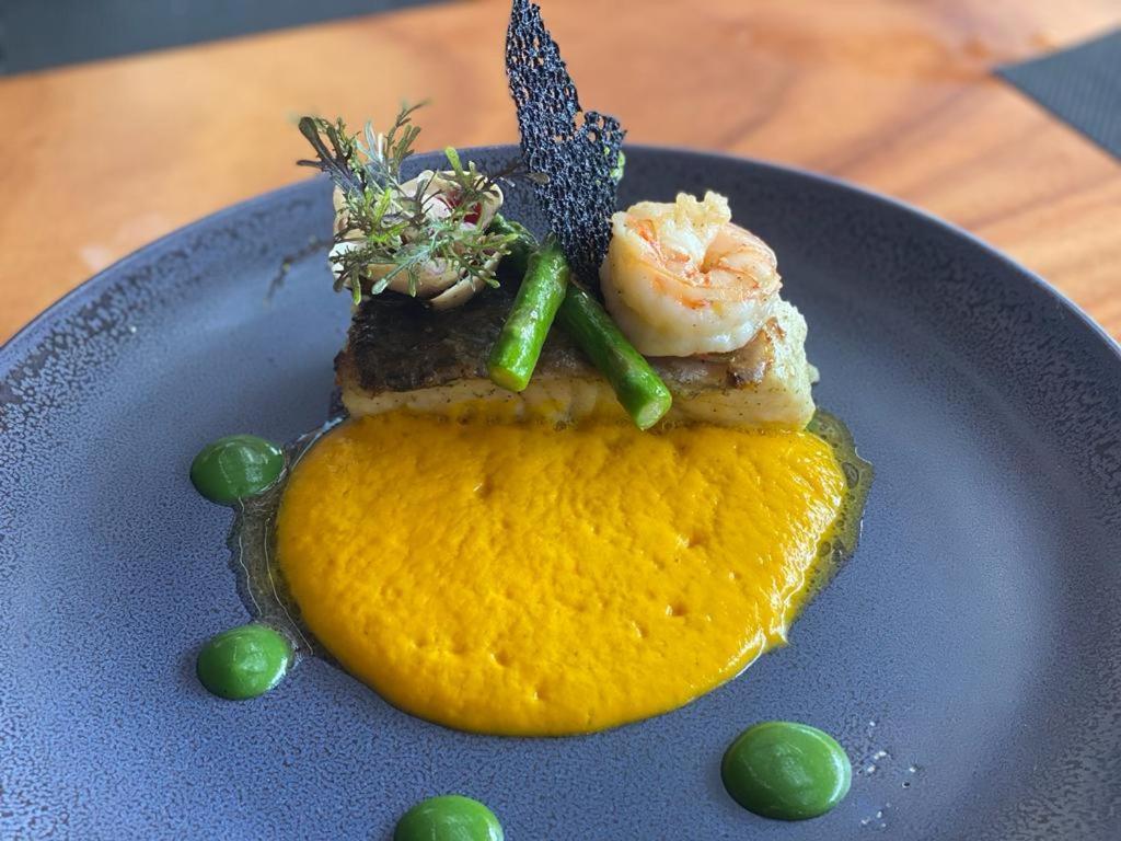 Cafe De Playa Beach Front Hotel 科克 外观 照片